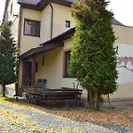 Village * Veľký Slavkov