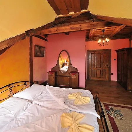 Daire Village Veľký Slavkov