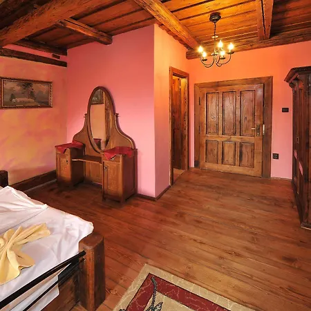 Apartament Village