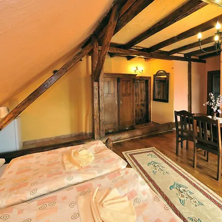 Village Apartment *