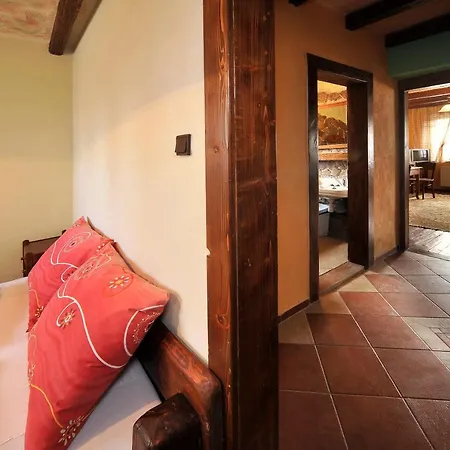 Village Veľký Slavkov