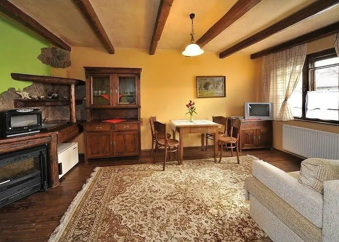 Village * Veľký Slavkov