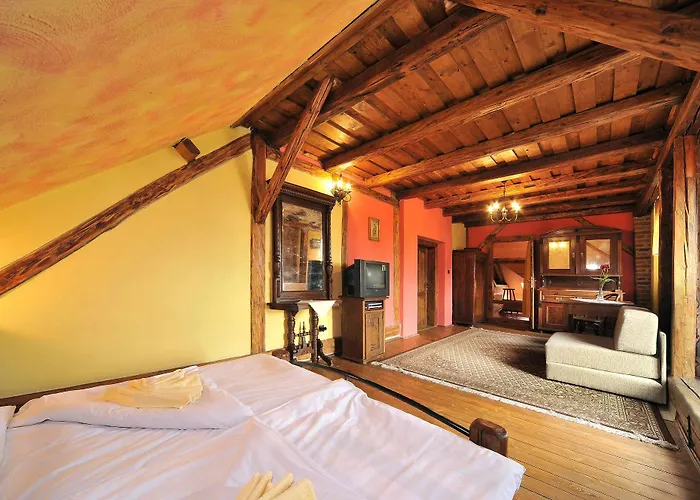 Village * Veľký Slavkov